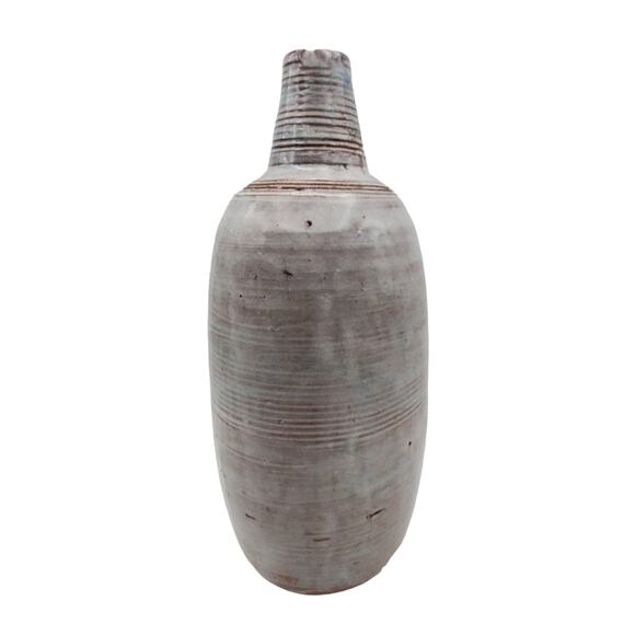 Rustic Pottery Bottle Vase Hand Made Signed Off White Vintage Ceramic Studio Art - Picture 1 of 7